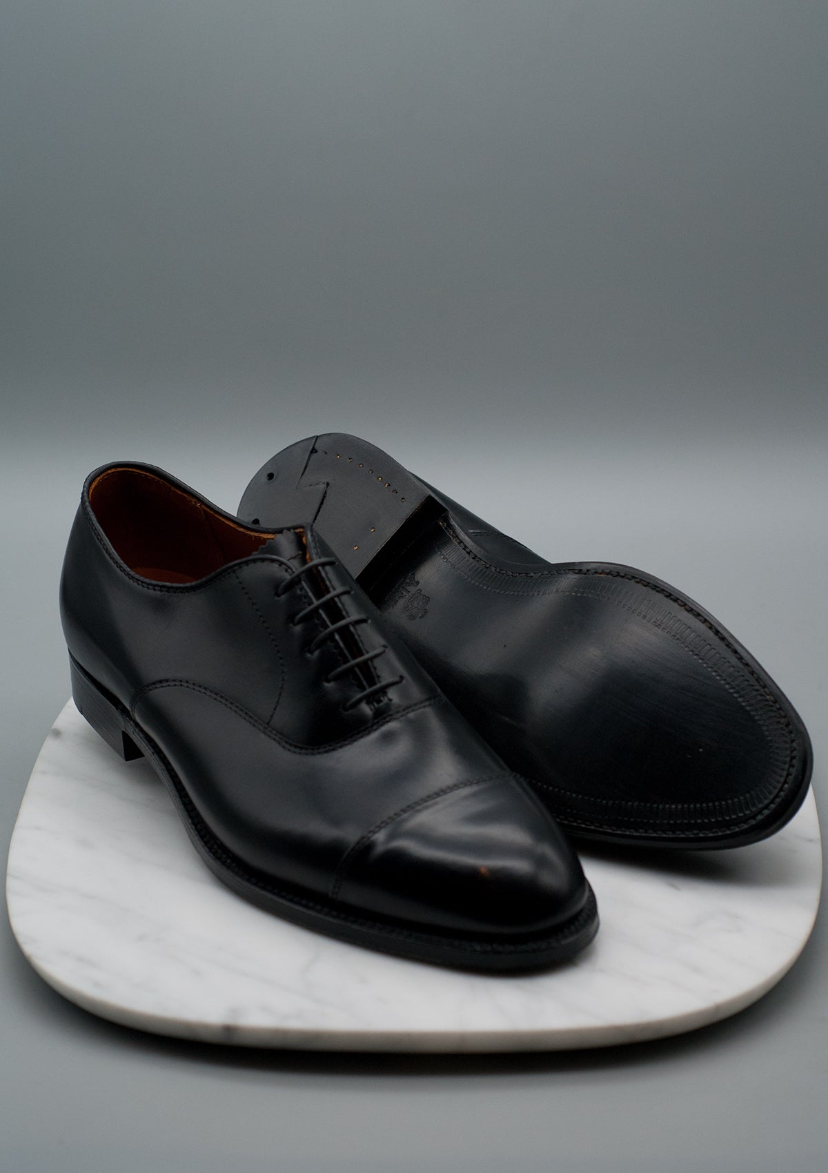907 Straight Tip Bal - Black Calfskin – Dashing Chicago