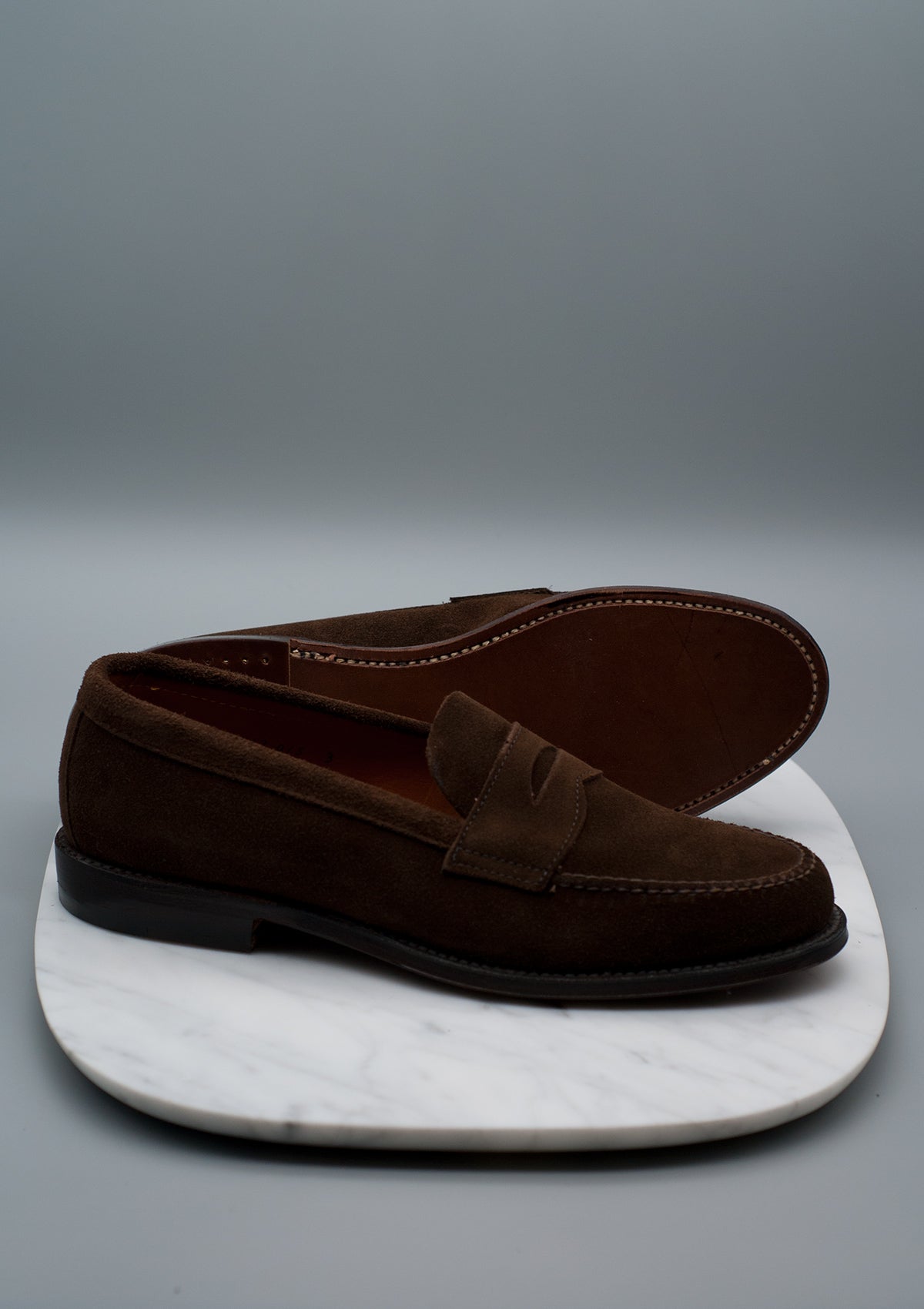 Alden 6245F 7D suède brown 6245F - Unlined Leisure Hand Sewn in Brown Suede – ALDEN SHOES