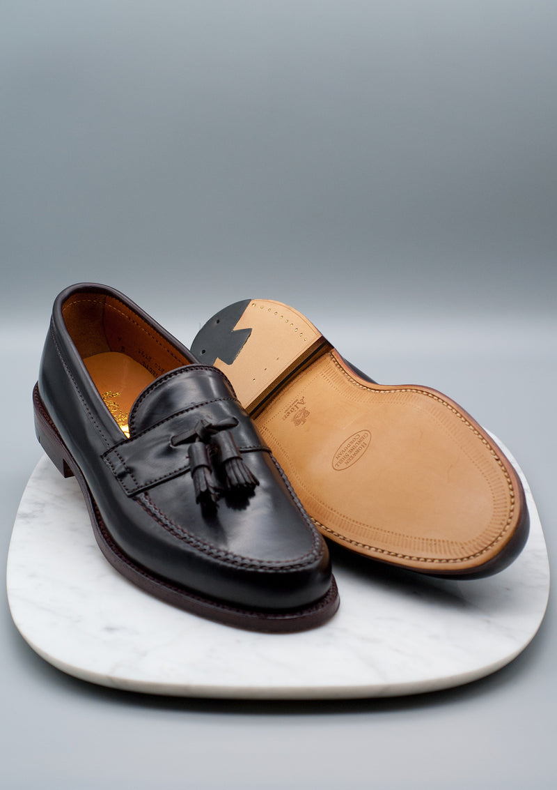 The Field's - LHS Color 8 Shell Cordovan Tassel Loafer D1224
