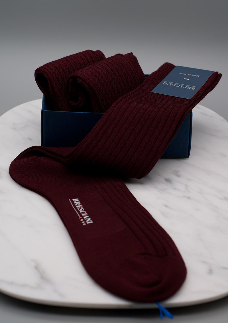Bresciani burgundy ribbed merino socks