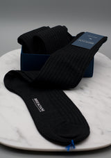 Bresciani charcoal gray ribbed merino socks